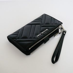 Michael Kors Double Zip Leather Wristlet Black
